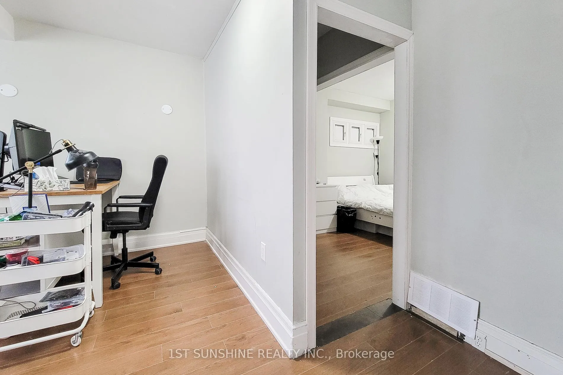 Photo 11 of 63 Paisley Avenue S, Hamilton, Westdale — HOMEH