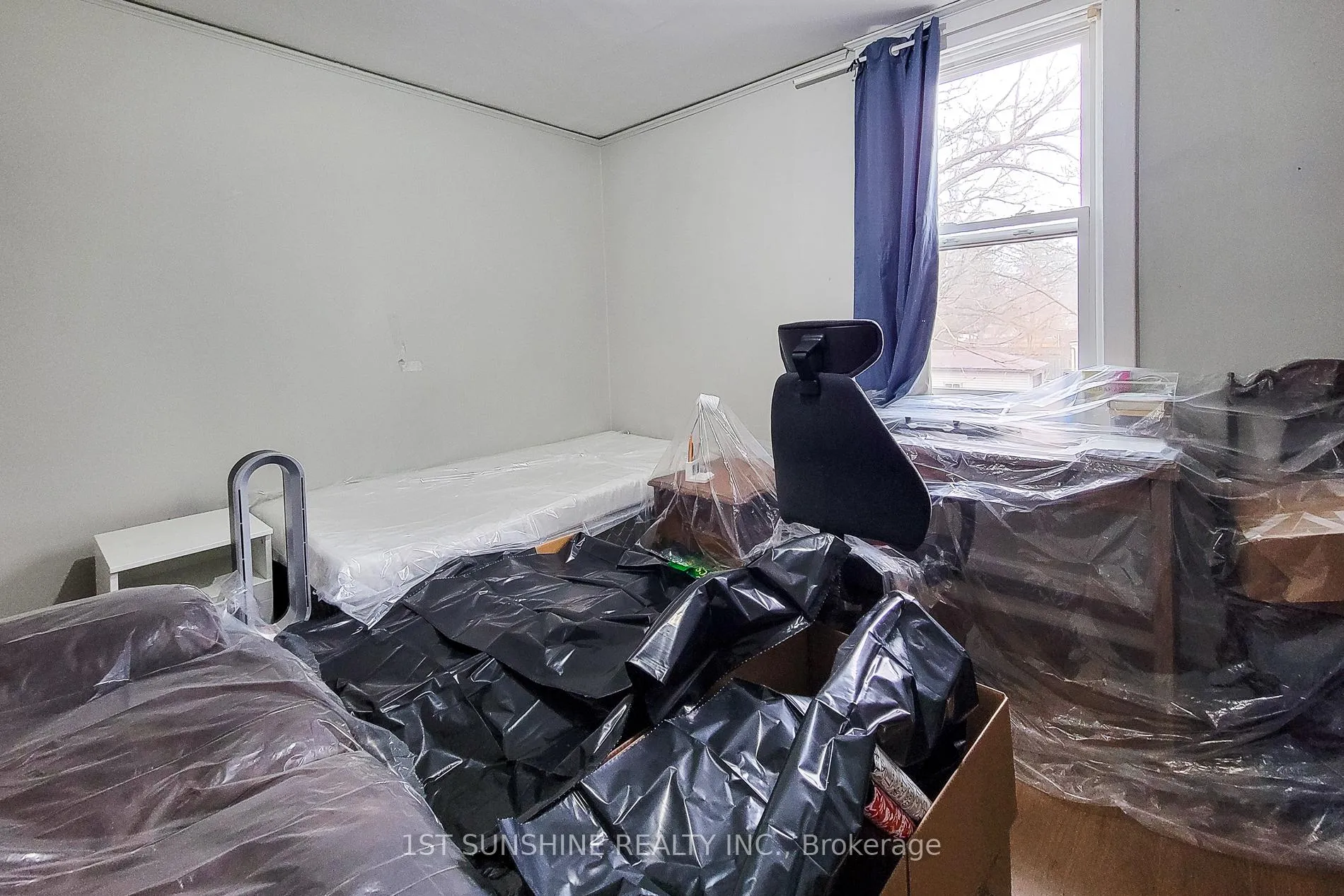 Photo 17 of 63 Paisley Avenue S, Hamilton, Westdale — HOMEH