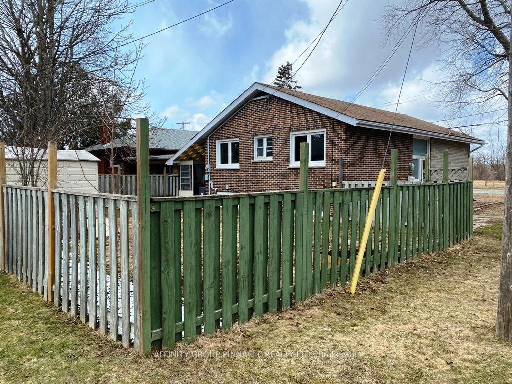Photo 1 of 61 St David Street, Kawartha Lakes, Lindsay — HOMEH
