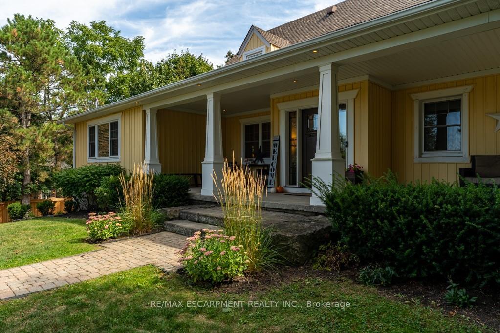 Photo 1 of 196 Dundas Street E, Hamilton, Waterdown — HOMEH