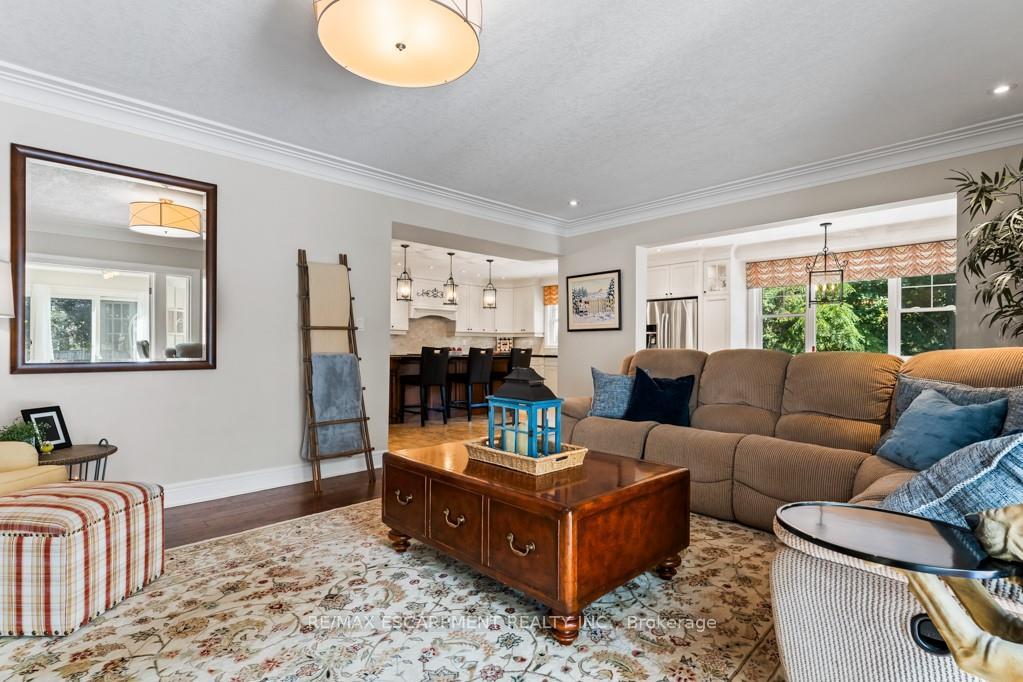 Photo 15 of 196 Dundas Street E, Hamilton, Waterdown — HOMEH