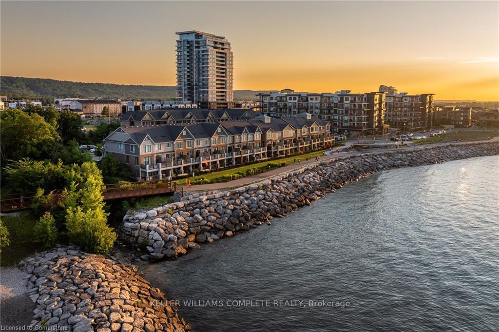 Photo 3 of 28 Pierre Trudeau Lane, Grimsby, Grimsby Beach — HOMEH