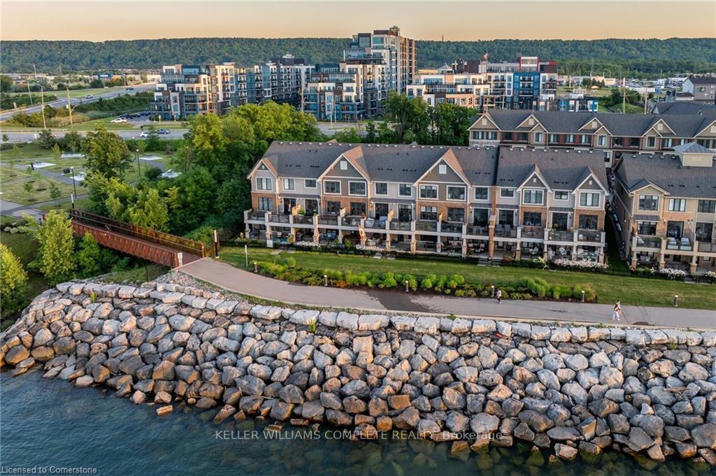 Photo 4 of 28 Pierre Trudeau Lane, Grimsby, Grimsby Beach — HOMEH