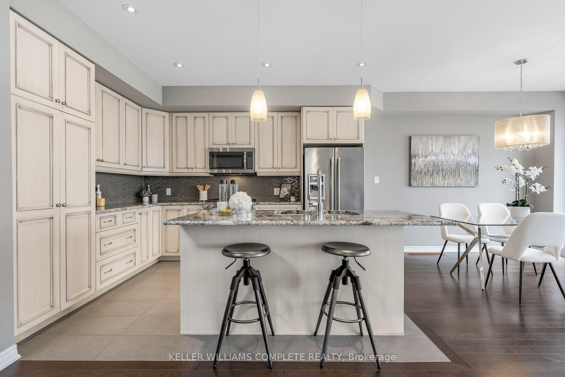 Photo 12 of 28 Pierre Trudeau Lane, Grimsby, Grimsby Beach — HOMEH