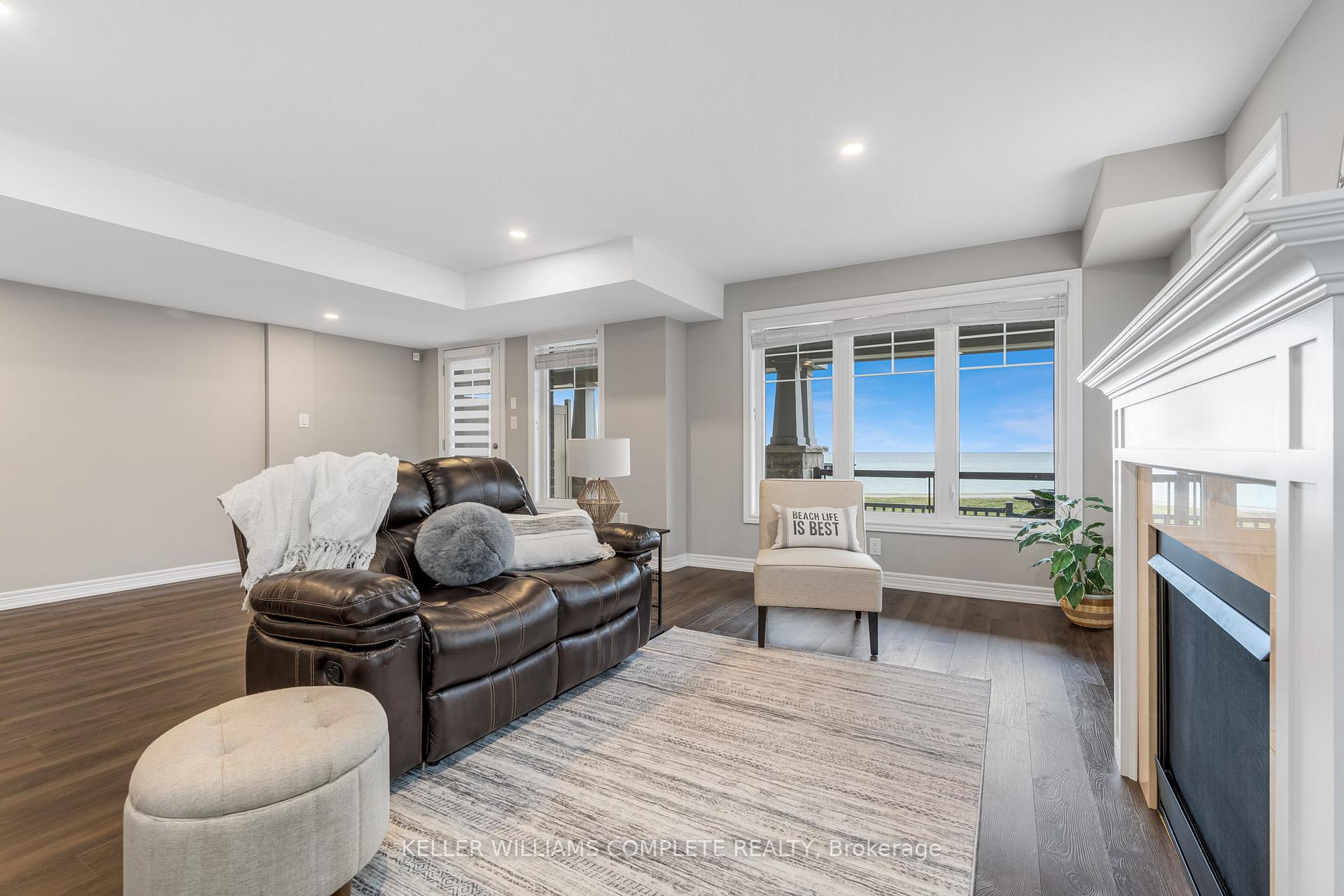 Photo 32 of 28 Pierre Trudeau Lane, Grimsby, Grimsby Beach — HOMEH