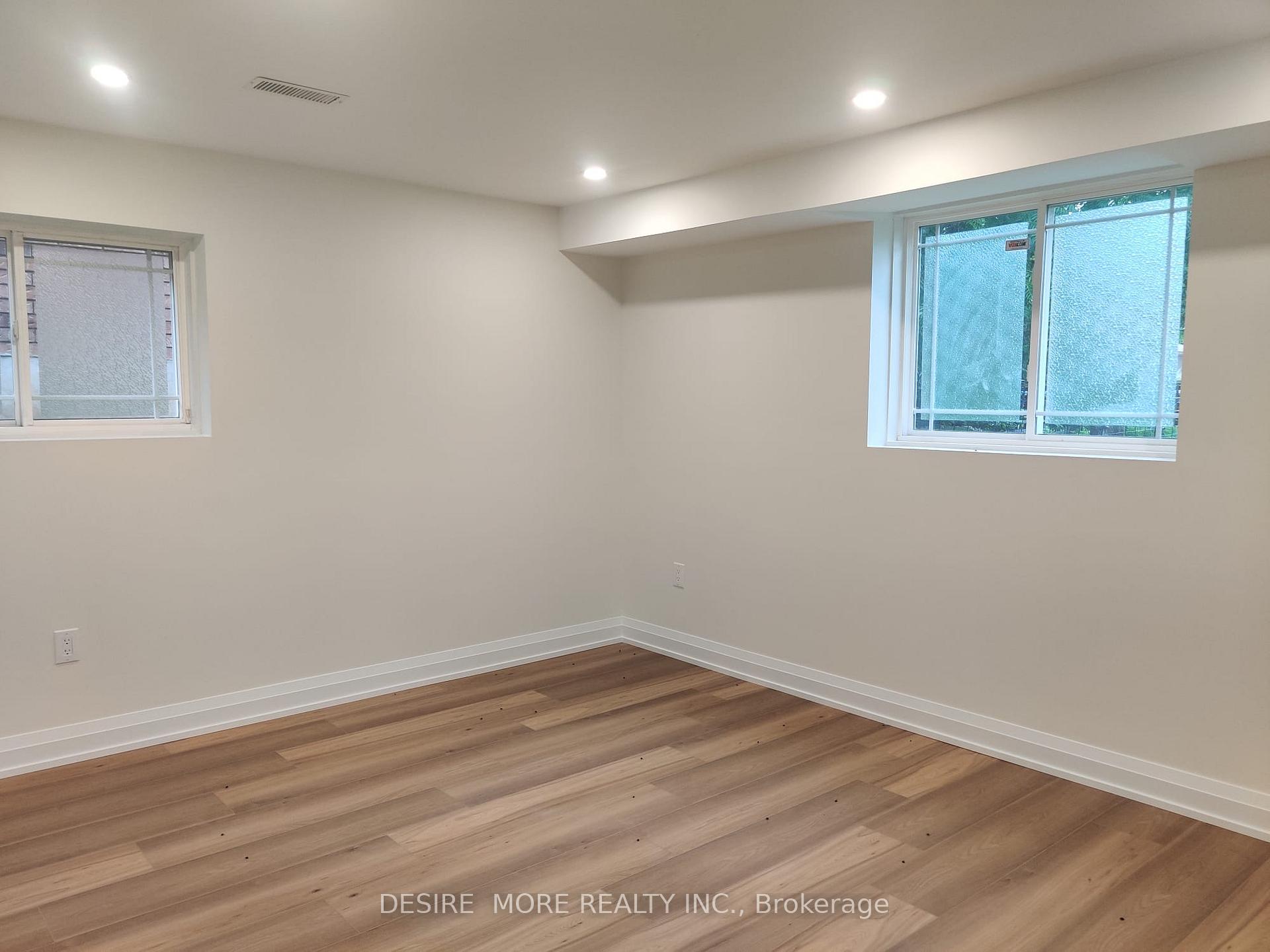 Photo 10 of 9 Wilton Road, Guelph, Victoria North — HOMEH