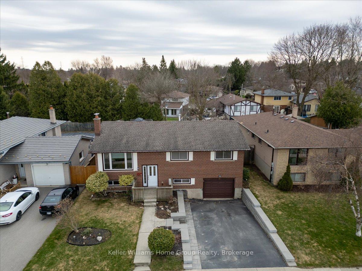 Photo 7 of 18 Matthew Drive, Guelph, Willow West/Sugarbush/West Acres — HOMEH