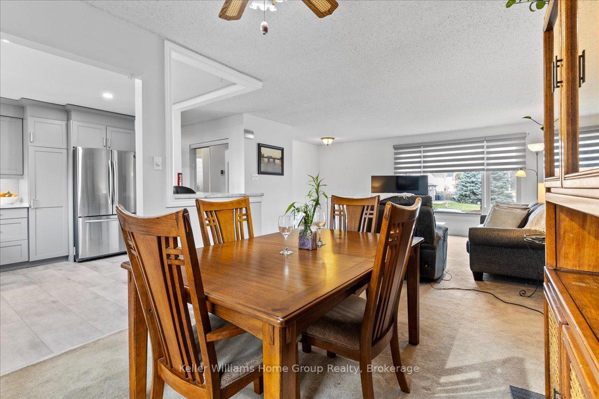 Photo 12 of 18 Matthew Drive, Guelph, Willow West/Sugarbush/West Acres — HOMEH