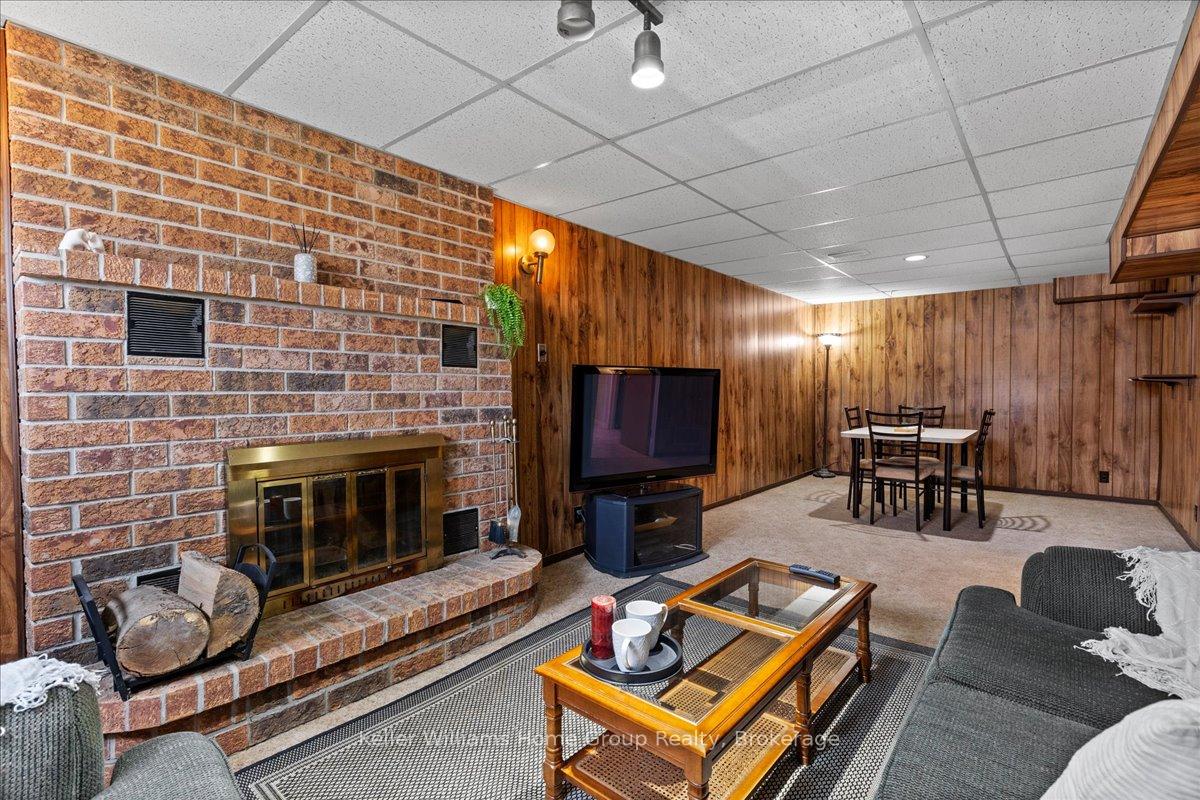 Photo 26 of 18 Matthew Drive, Guelph, Willow West/Sugarbush/West Acres — HOMEH