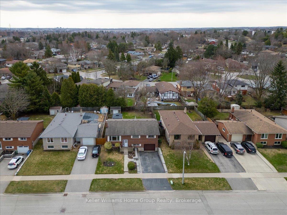 Photo 41 of 18 Matthew Drive, Guelph, Willow West/Sugarbush/West Acres — HOMEH