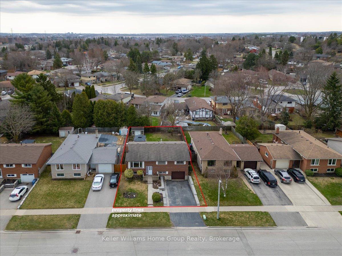 Photo 42 of 18 Matthew Drive, Guelph, Willow West/Sugarbush/West Acres — HOMEH