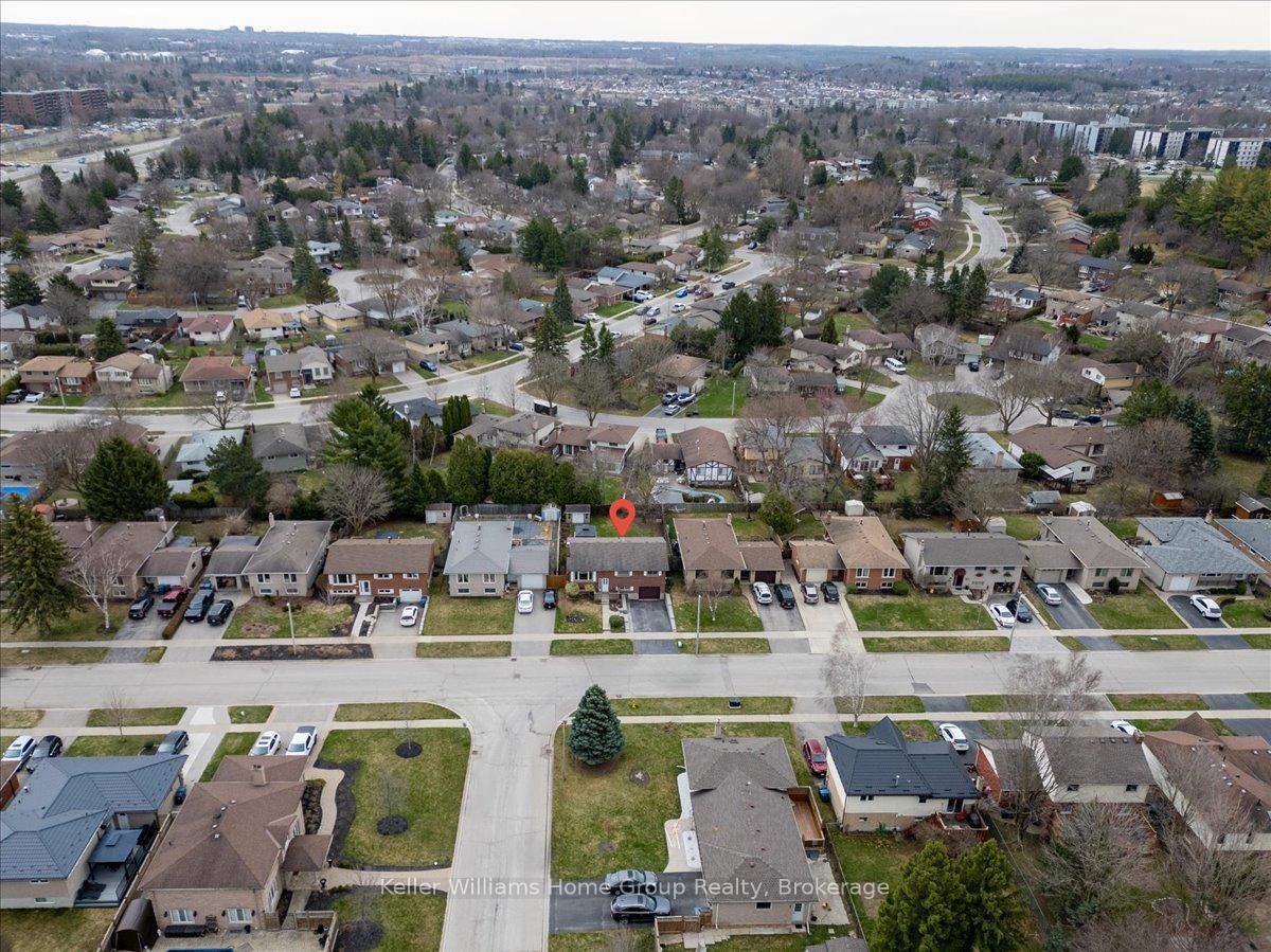 Photo 43 of 18 Matthew Drive, Guelph, Willow West/Sugarbush/West Acres — HOMEH