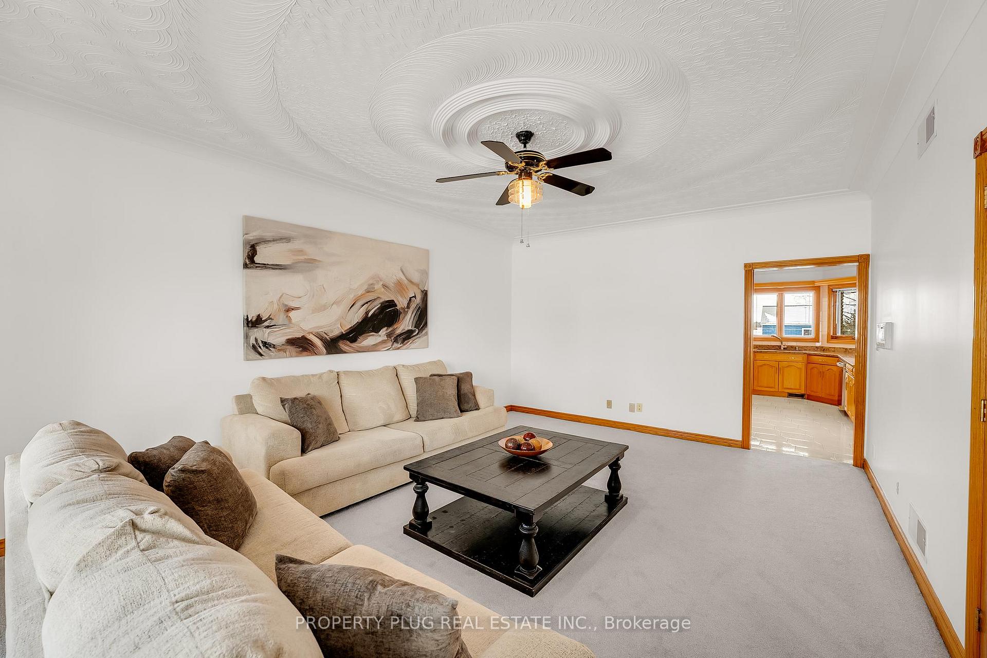 Photo 4 of 457 Mountain Road, Grimsby, Grimsby Escarpment — HOMEH