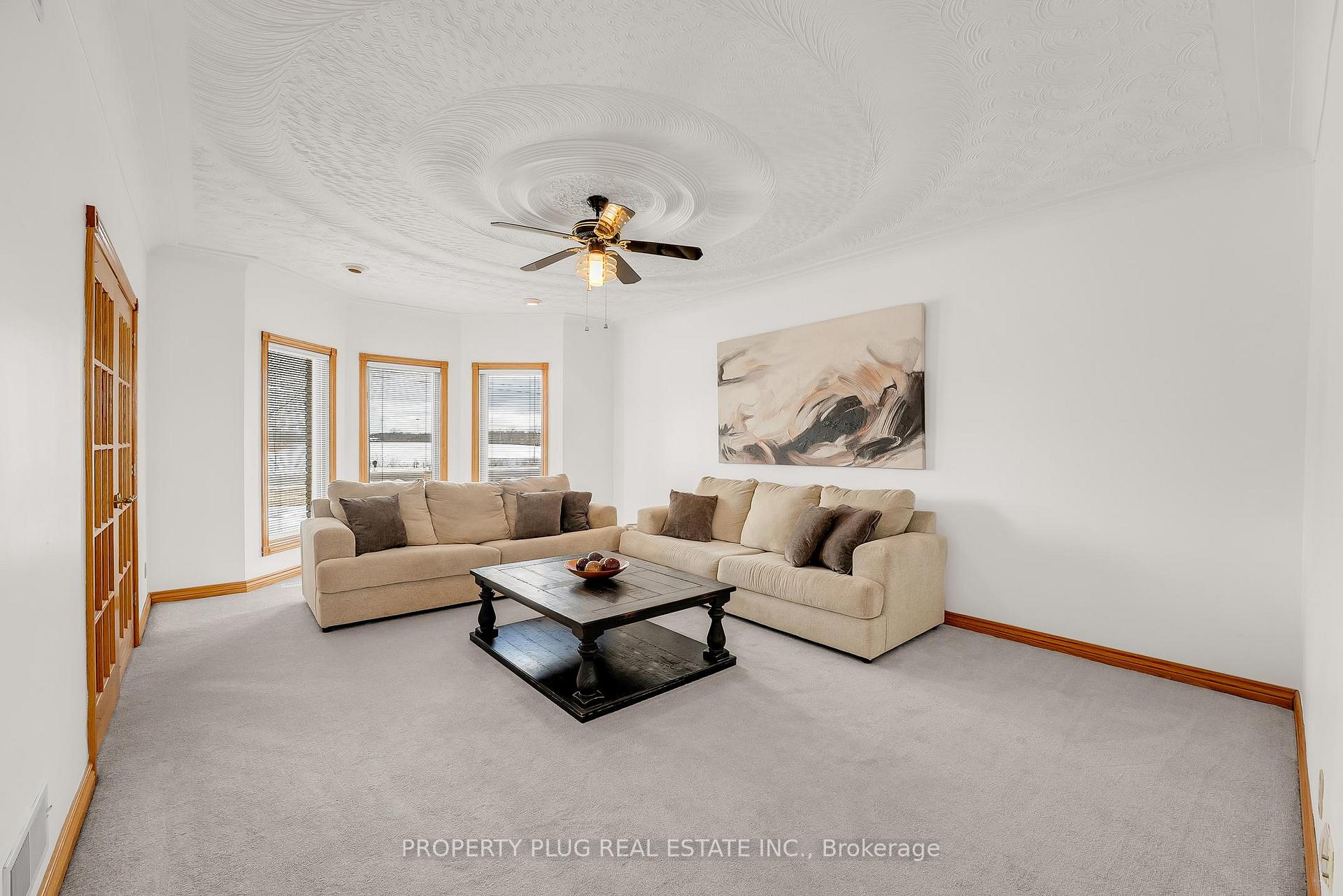 Photo 5 of 457 Mountain Road, Grimsby, Grimsby Escarpment — HOMEH