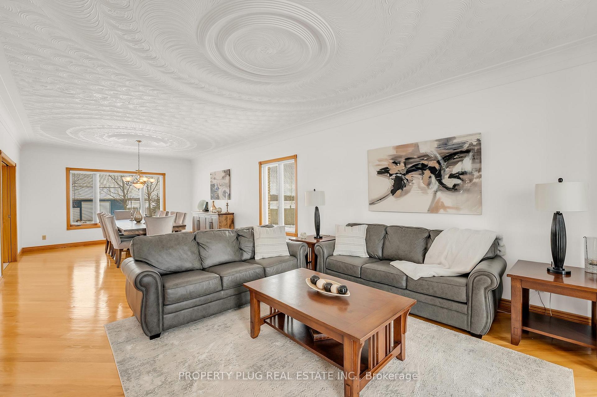Photo 9 of 457 Mountain Road, Grimsby, Grimsby Escarpment — HOMEH