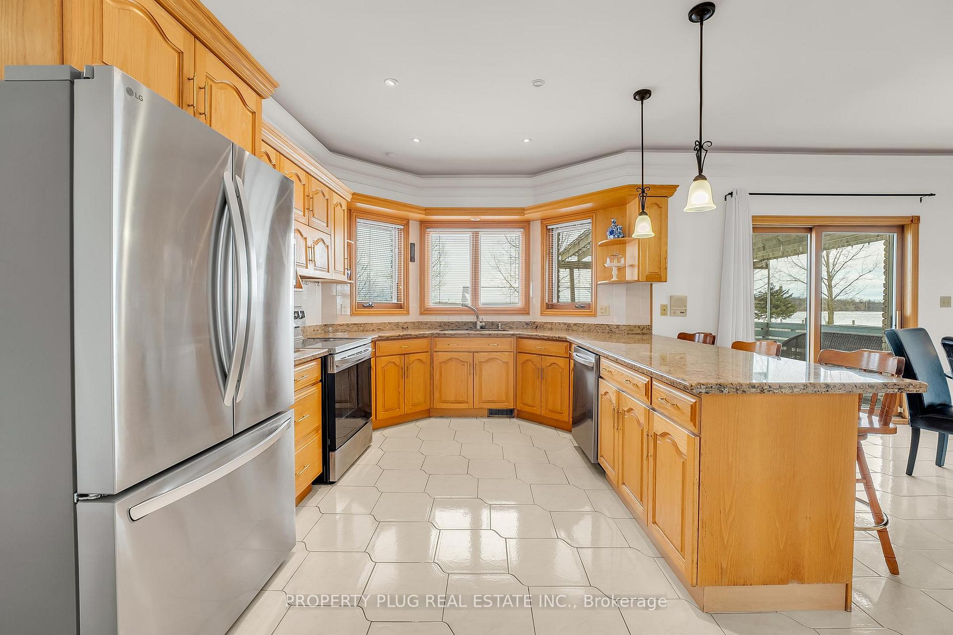 Photo 13 of 457 Mountain Road, Grimsby, Grimsby Escarpment — HOMEH
