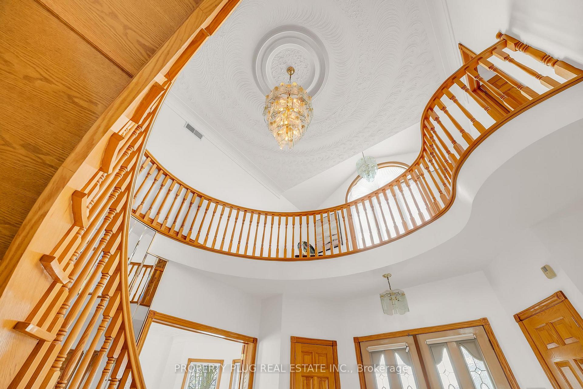 Photo 20 of 457 Mountain Road, Grimsby, Grimsby Escarpment — HOMEH