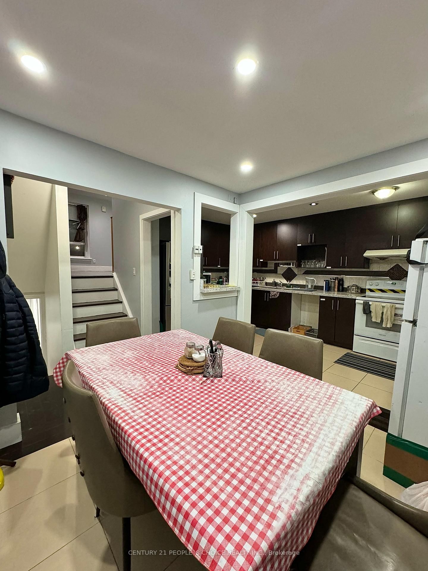 Photo 6 of Unit 274, 1601 Albion Rd, Etobicoke, Mount Olive-Silverstone-Jamestown — HOMEH