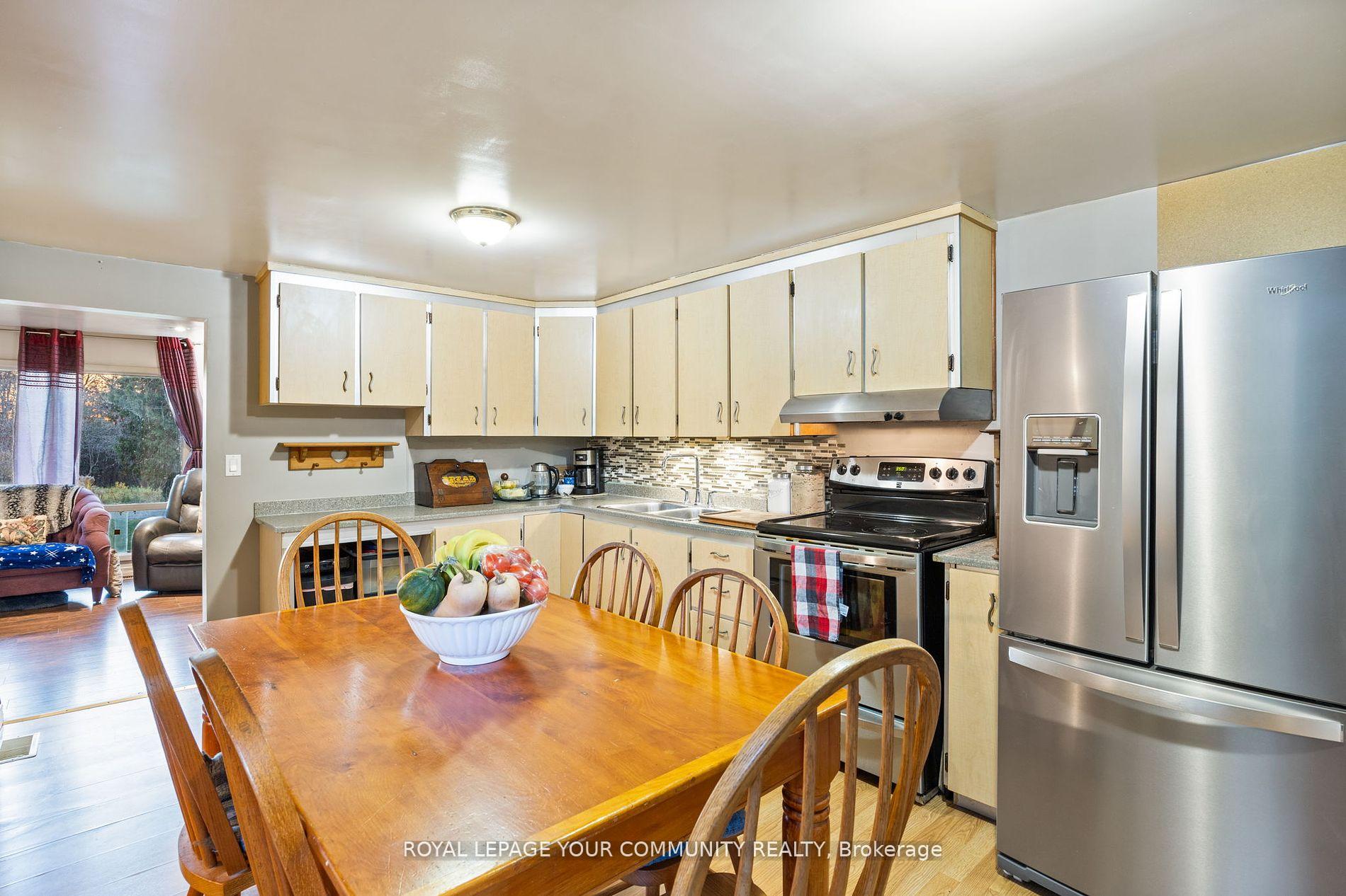 Photo 12 of 79 Ball Point Road, Kawartha Lakes, Mariposa — HOMEH