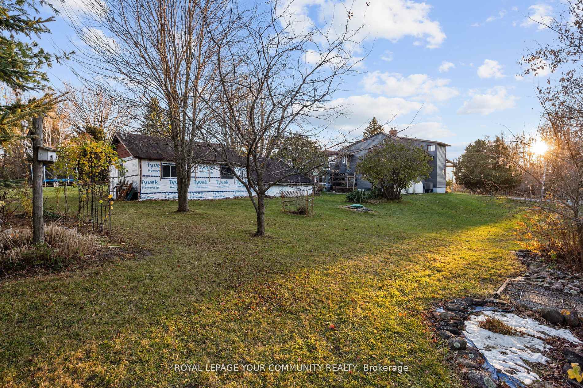 Photo 20 of 79 Ball Point Road, Kawartha Lakes, Mariposa — HOMEH