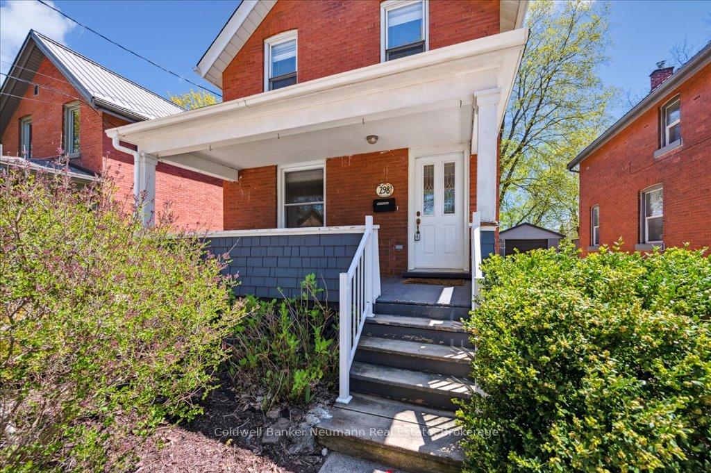 Photo 3 of 298 Suffolk Street W, Guelph, Junction/Onward Willow — HOMEH