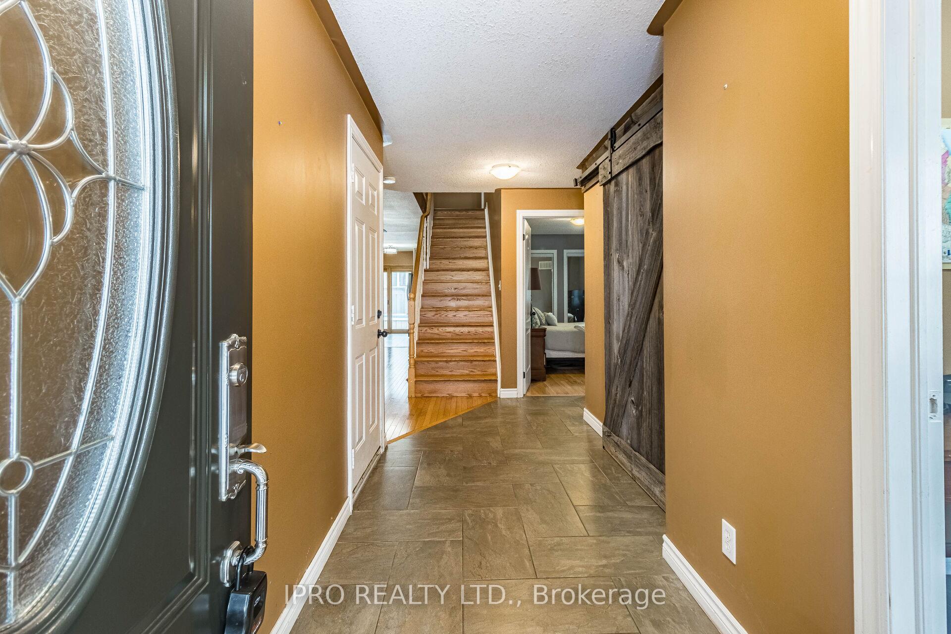 Photo 4 of 66 Udell Way, Grimsby, Grimsby East — HOMEH