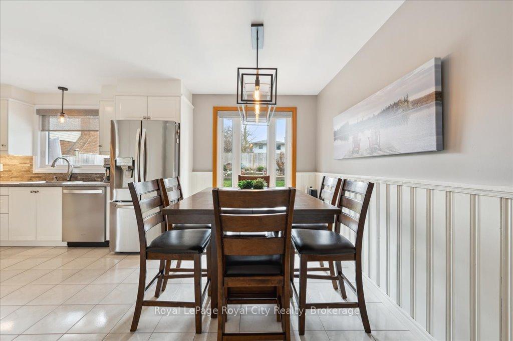 Photo 15 of 5 Cabot Court, Guelph, Kortright West — HOMEH