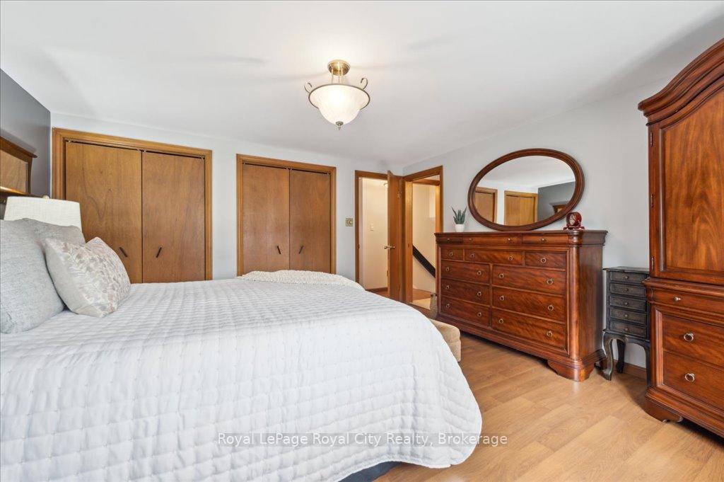 Photo 22 of 5 Cabot Court, Guelph, Kortright West — HOMEH