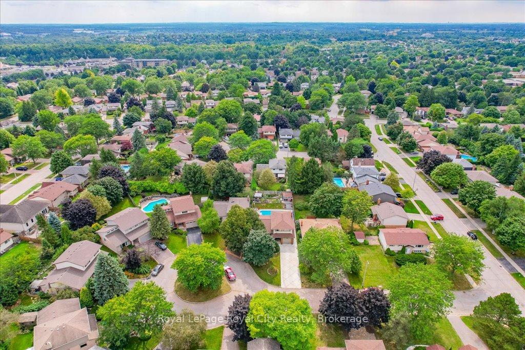 Photo 47 of 5 Cabot Court, Guelph, Kortright West — HOMEH