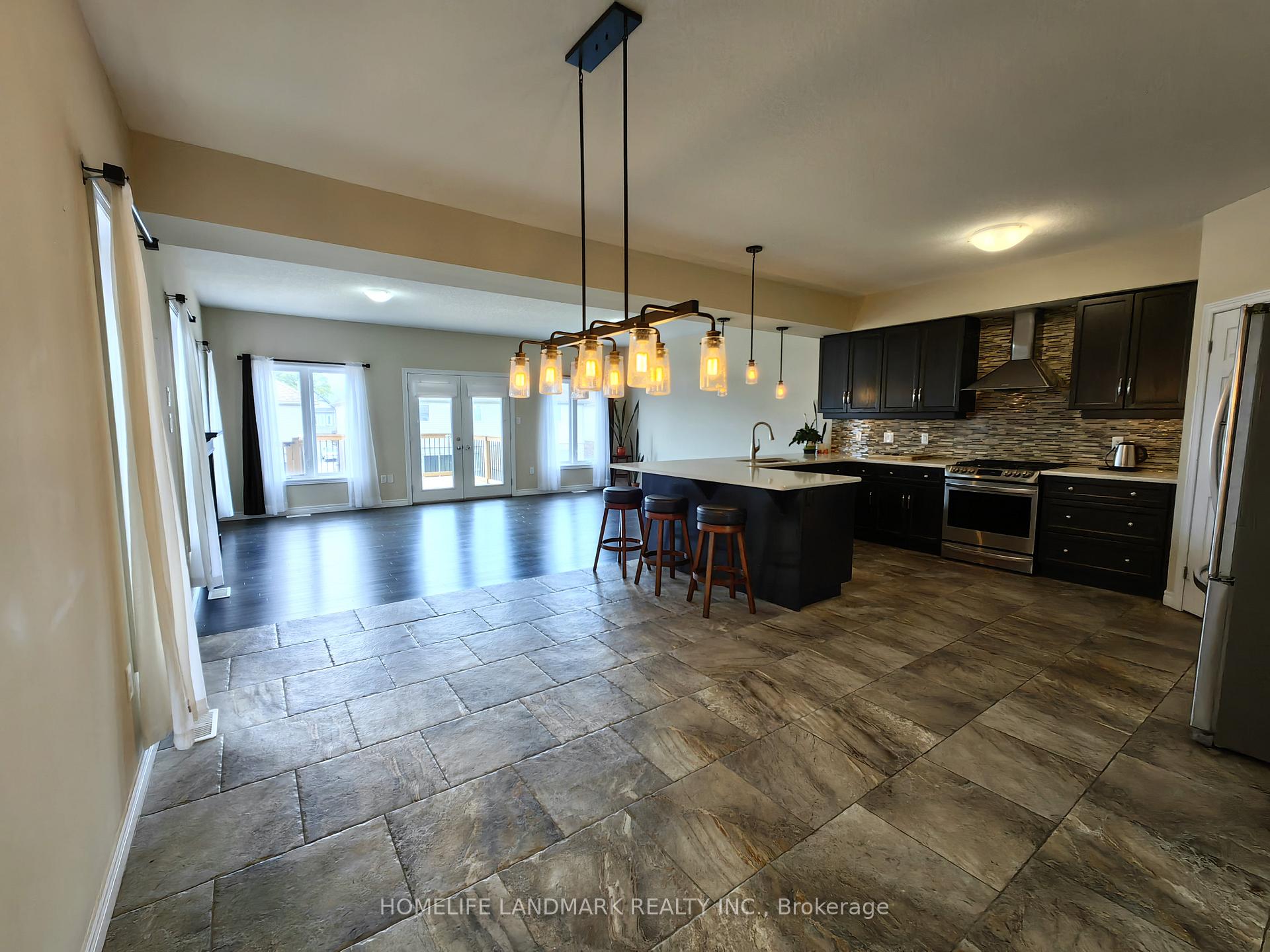 Photo 6 of 7 Dudley Drive, Guelph, Kortright East — HOMEH