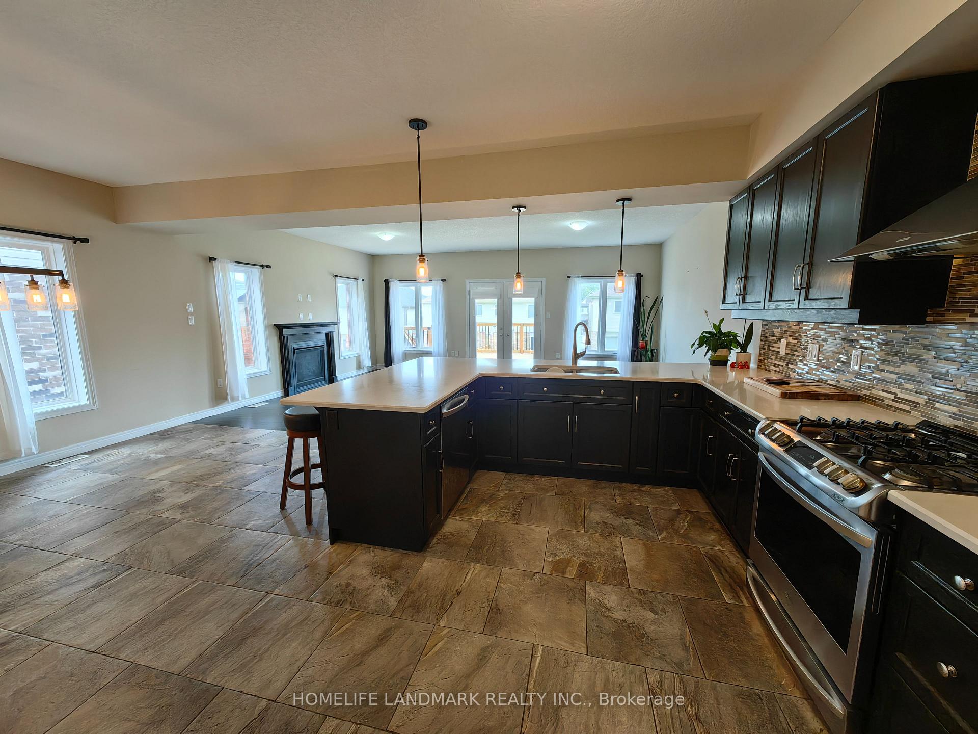 Photo 7 of 7 Dudley Drive, Guelph, Kortright East — HOMEH