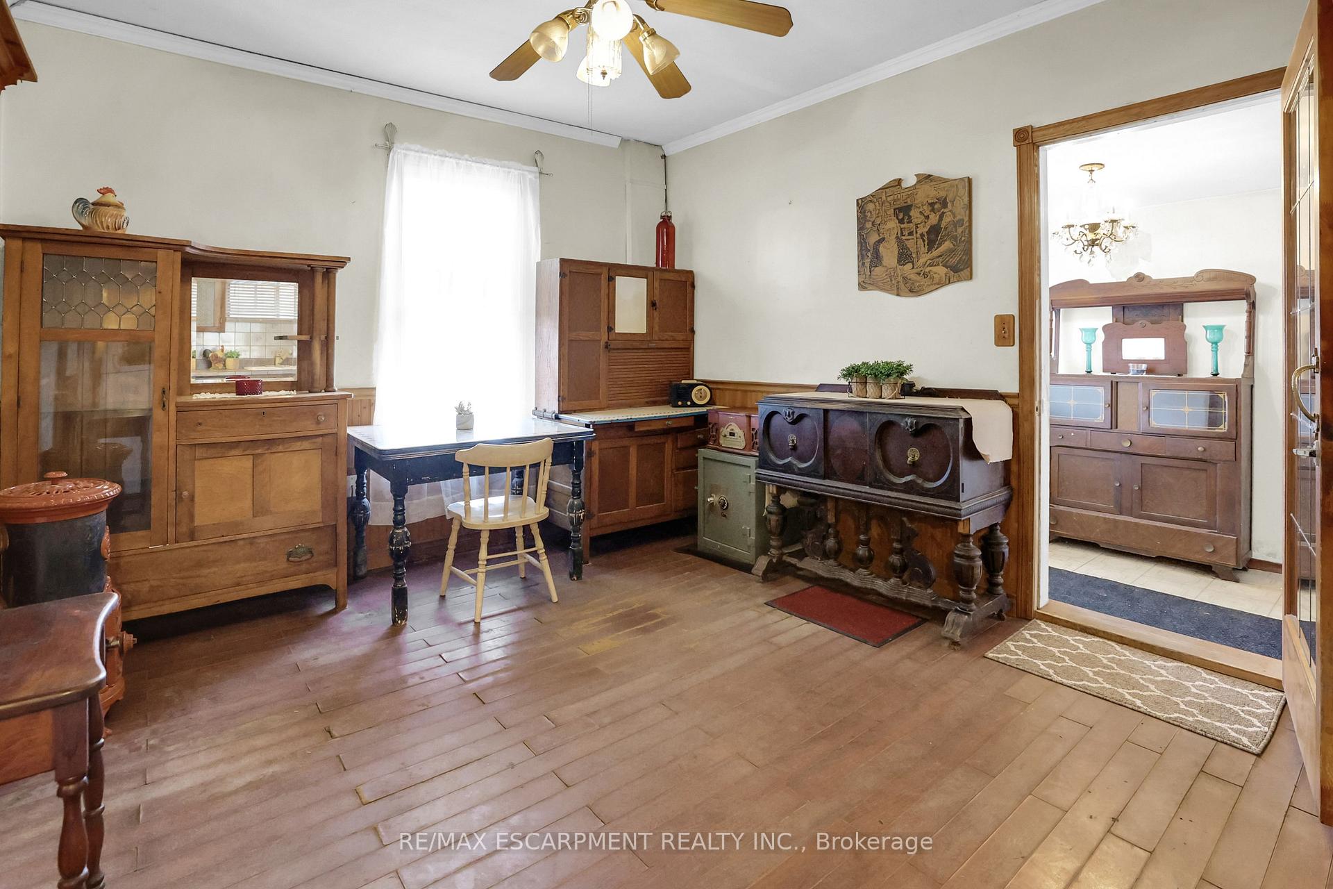 Photo 9 of 27 Oak Street, Grimsby, Grimsby East — HOMEH