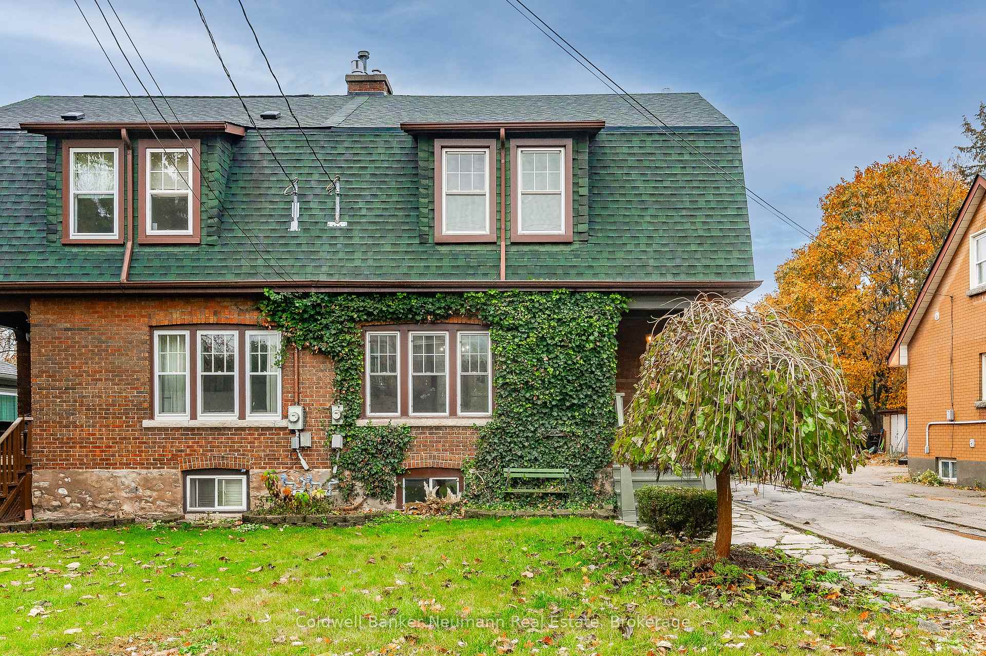 Photo 3 of 7 Meadowview Avenue, Guelph, Junction/Onward Willow — HOMEH