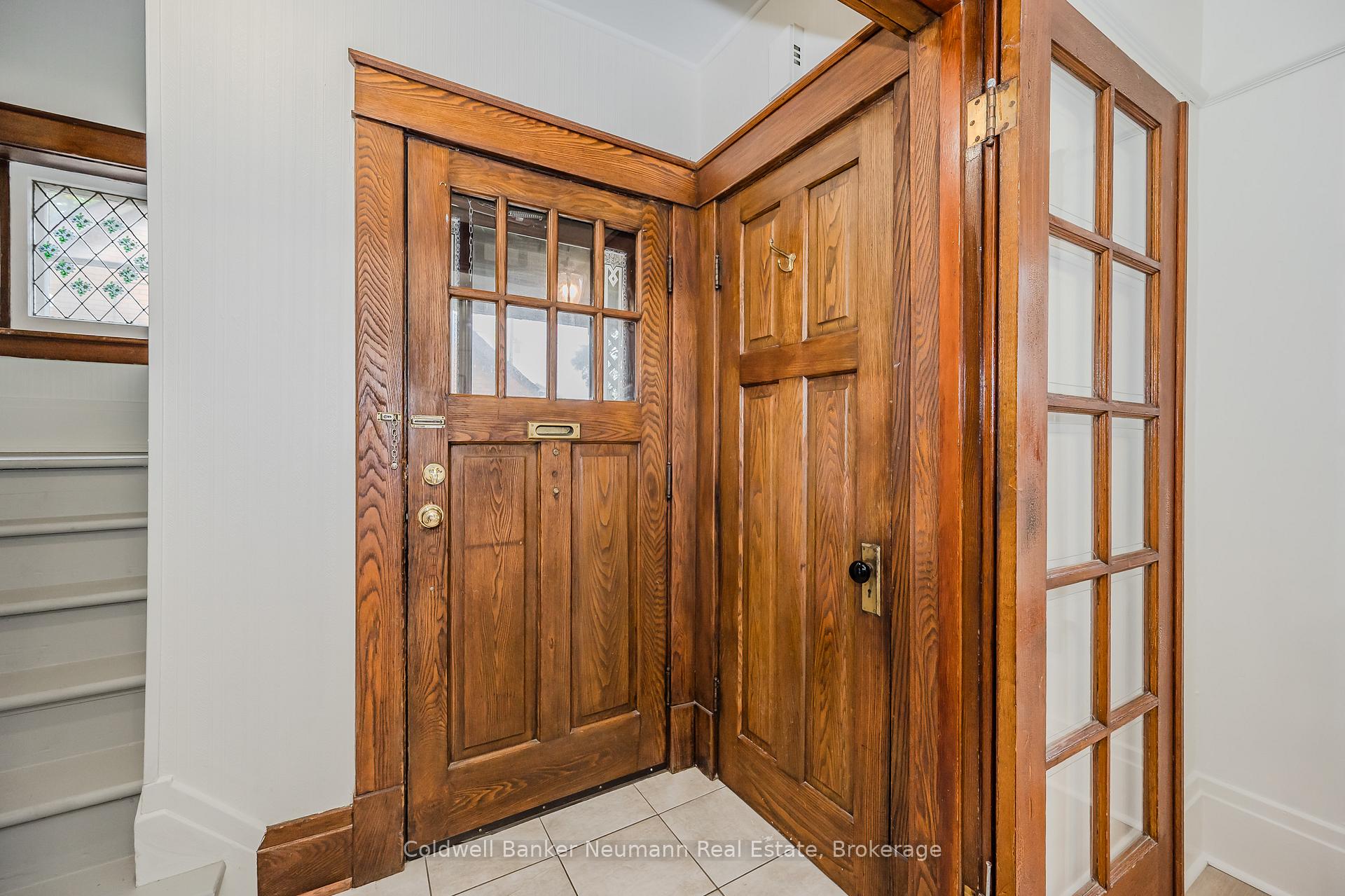 Photo 5 of 7 Meadowview Avenue, Guelph, Junction/Onward Willow — HOMEH
