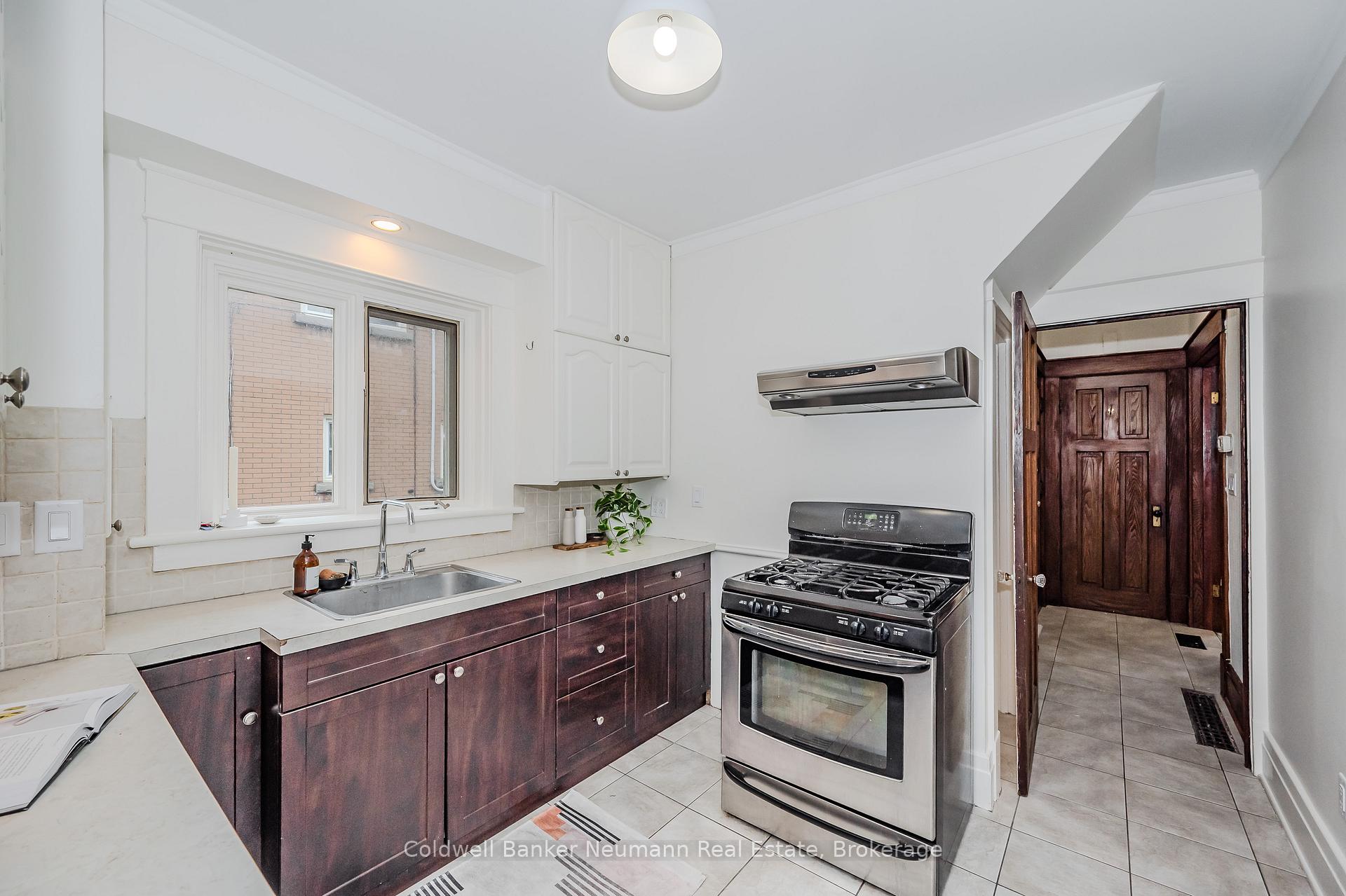 Photo 15 of 7 Meadowview Avenue, Guelph, Junction/Onward Willow — HOMEH