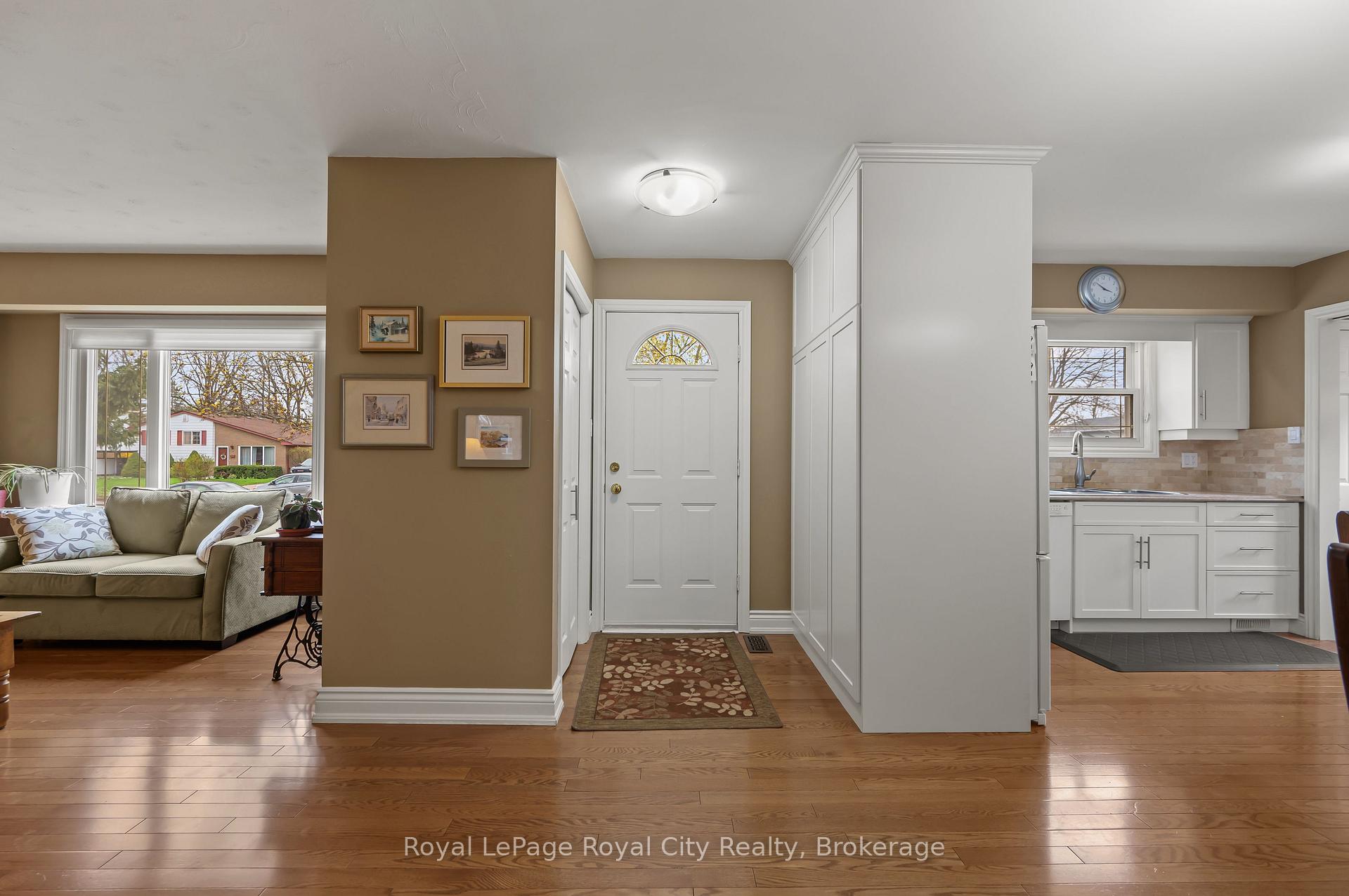 Photo 5 of 29 Hastings Boulevard, Guelph, Grange Road — HOMEH