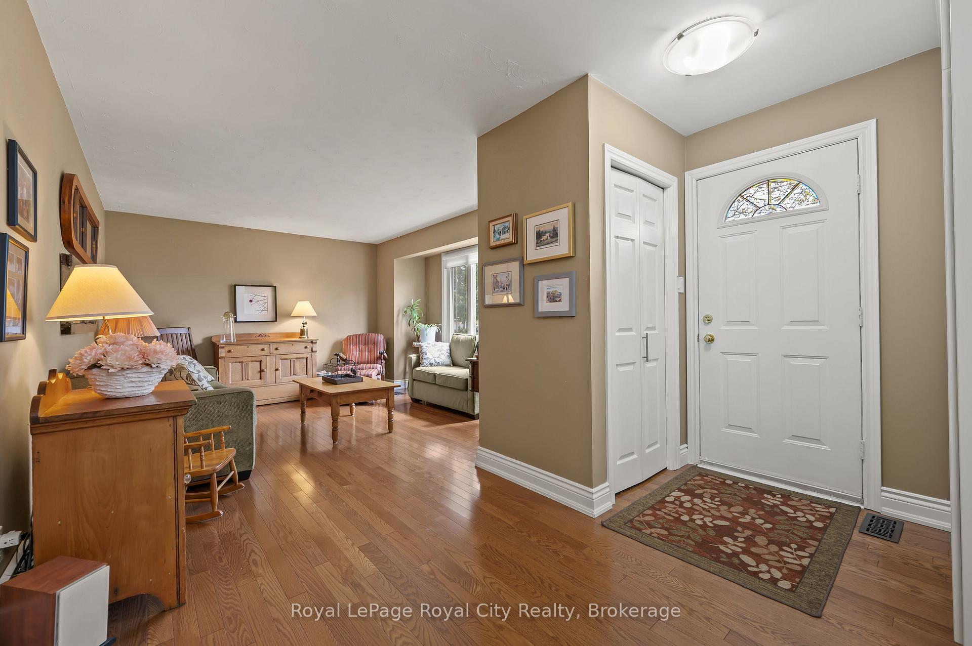 Photo 6 of 29 Hastings Boulevard, Guelph, Grange Road — HOMEH