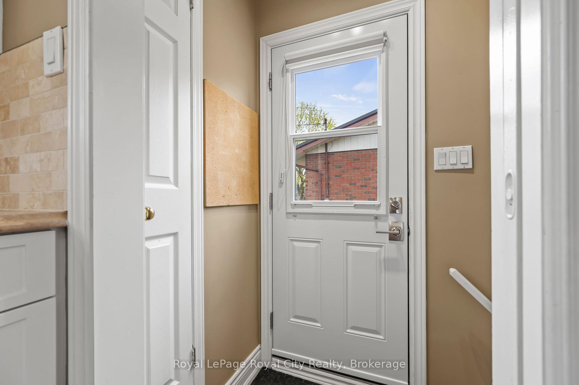 Photo 22 of 29 Hastings Boulevard, Guelph, Grange Road — HOMEH