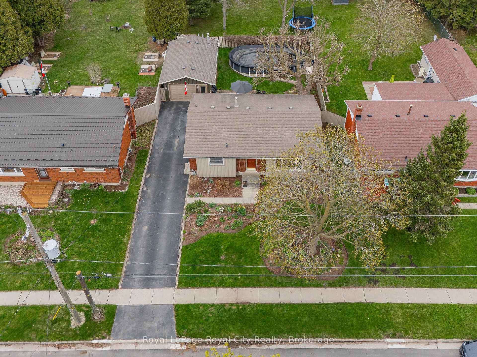 Photo 36 of 29 Hastings Boulevard, Guelph, Grange Road — HOMEH