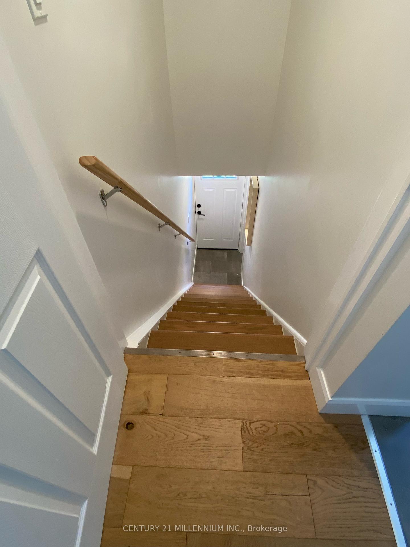Photo 15 of 39 Stevenson Street, Guelph, St. George's — HOMEH