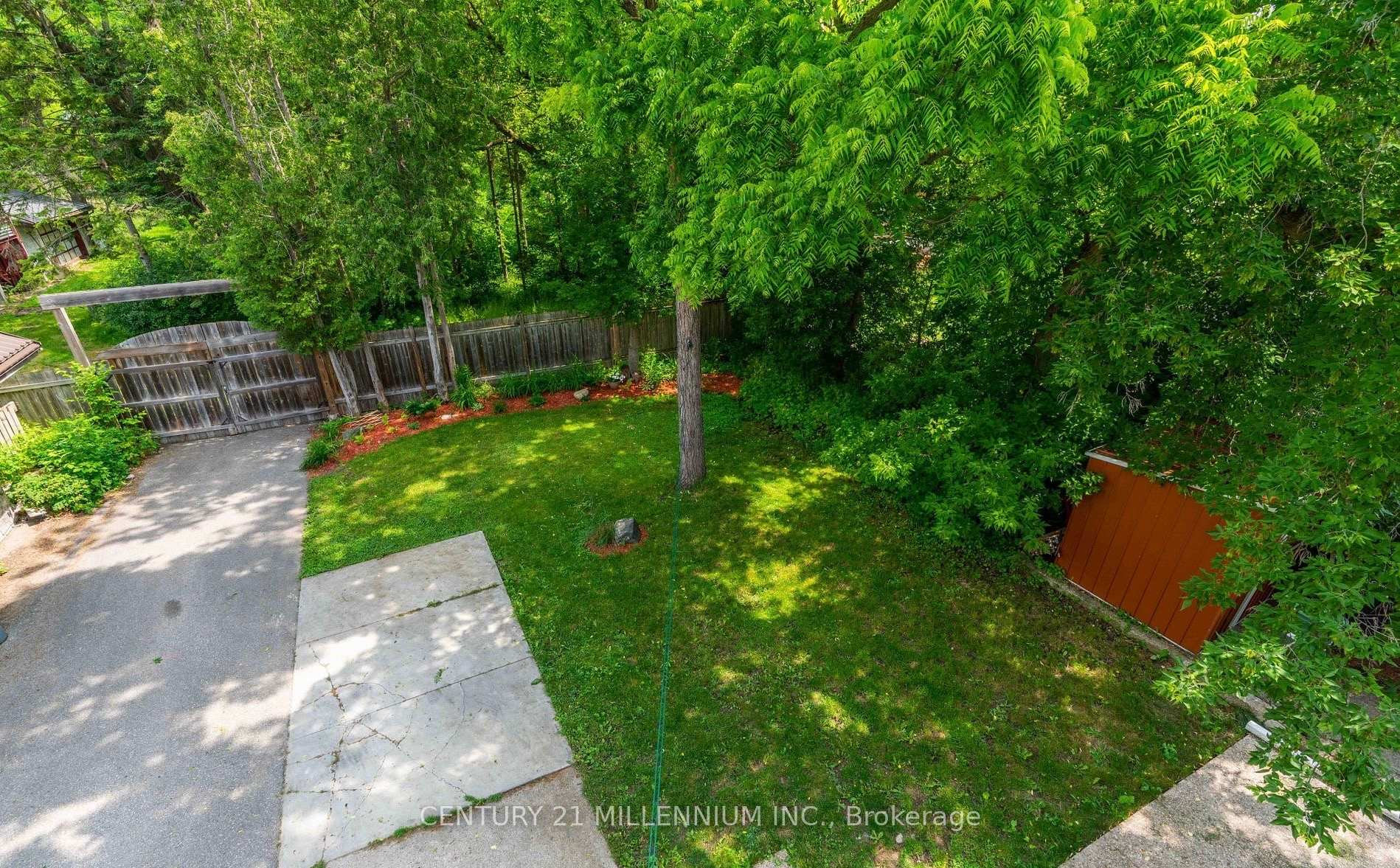 Photo 17 of 39 Stevenson Street, Guelph, St. George's — HOMEH