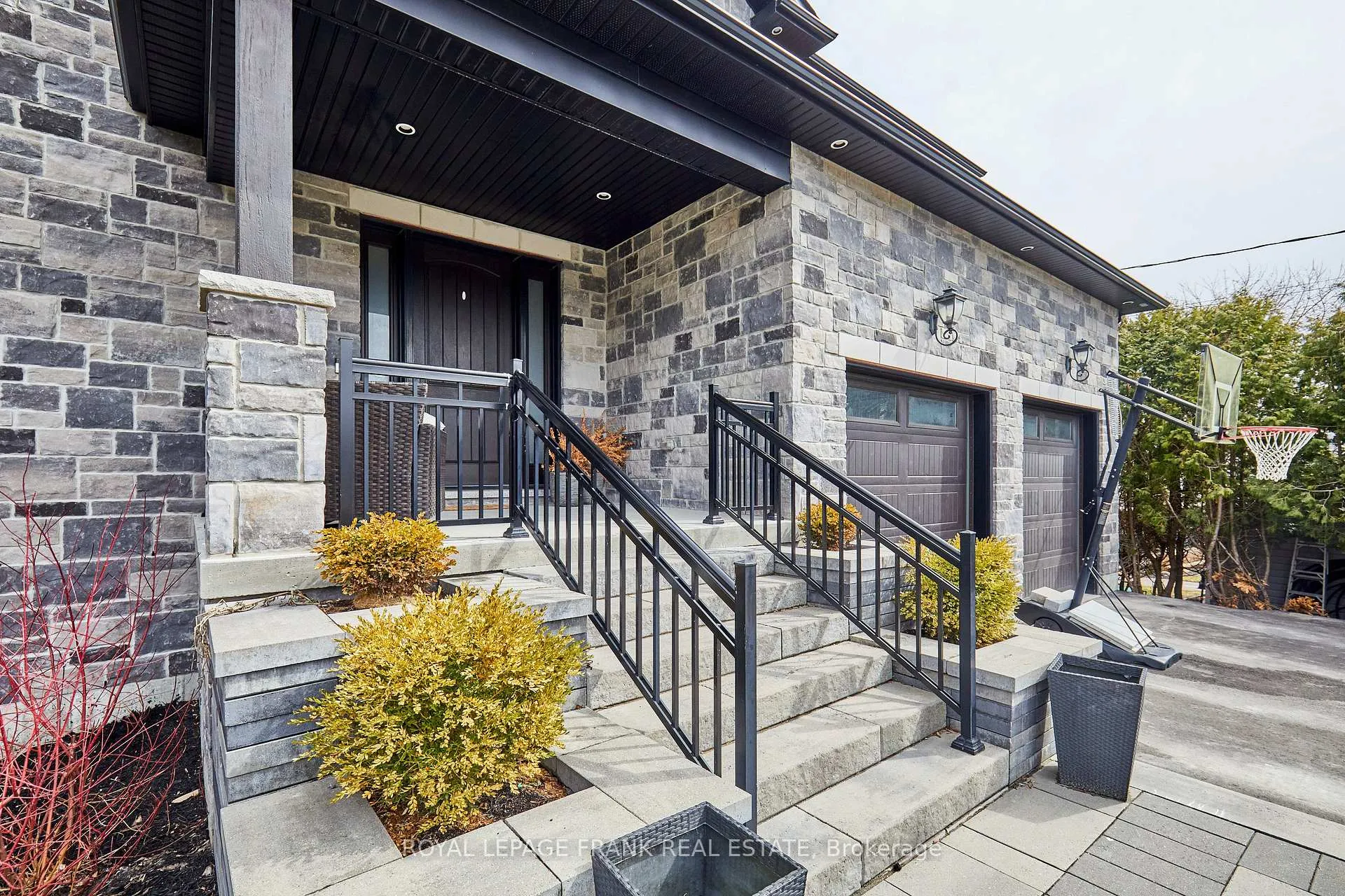 Photo 8 of 311 Aldred Drive, Scugog, Rural Scugog — HOMEH