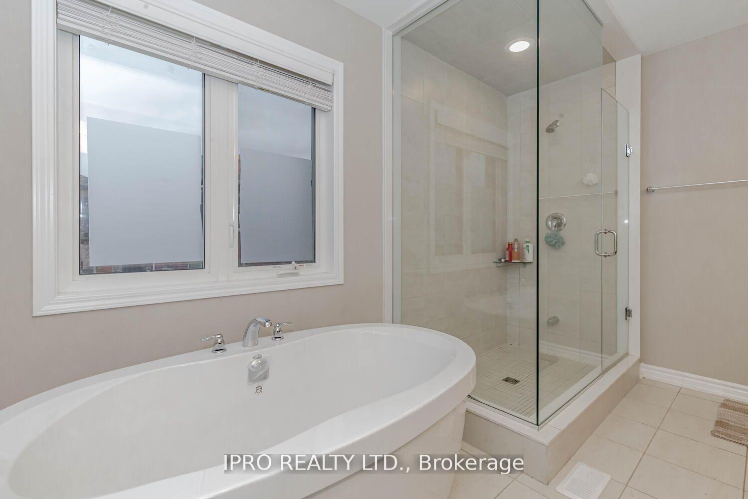 Photo 19 of 839 Whitlock Avenue, Milton, Cobban — HOMEH