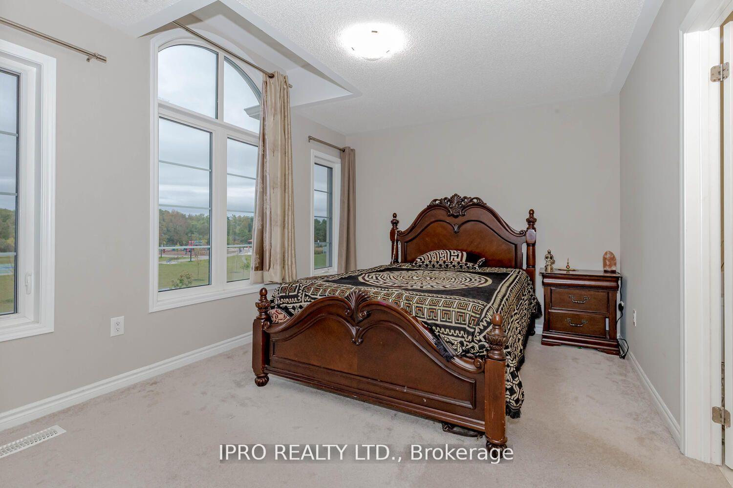Photo 24 of 839 Whitlock Avenue, Milton, Cobban — HOMEH