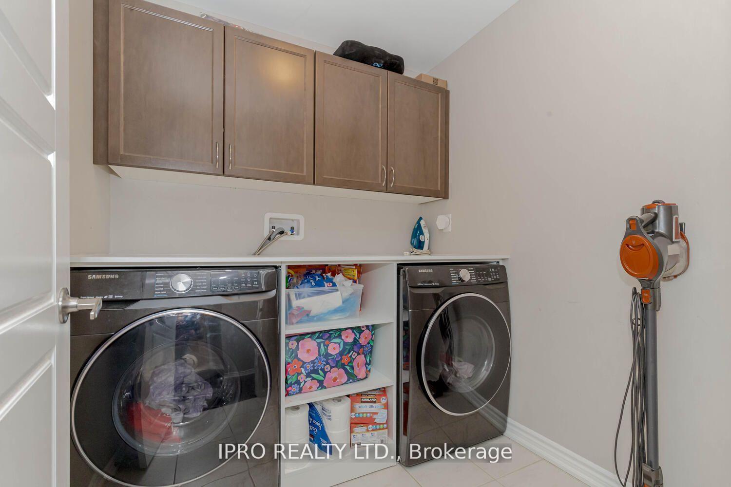 Photo 25 of 839 Whitlock Avenue, Milton, Cobban — HOMEH