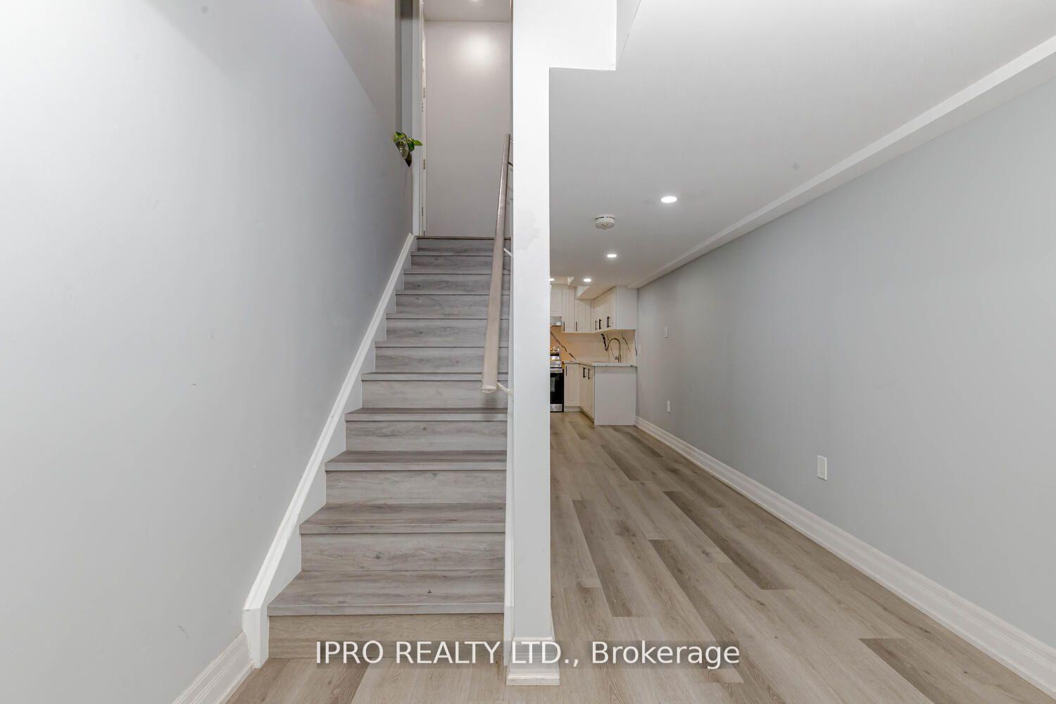 Photo 29 of 839 Whitlock Avenue, Milton, Cobban — HOMEH
