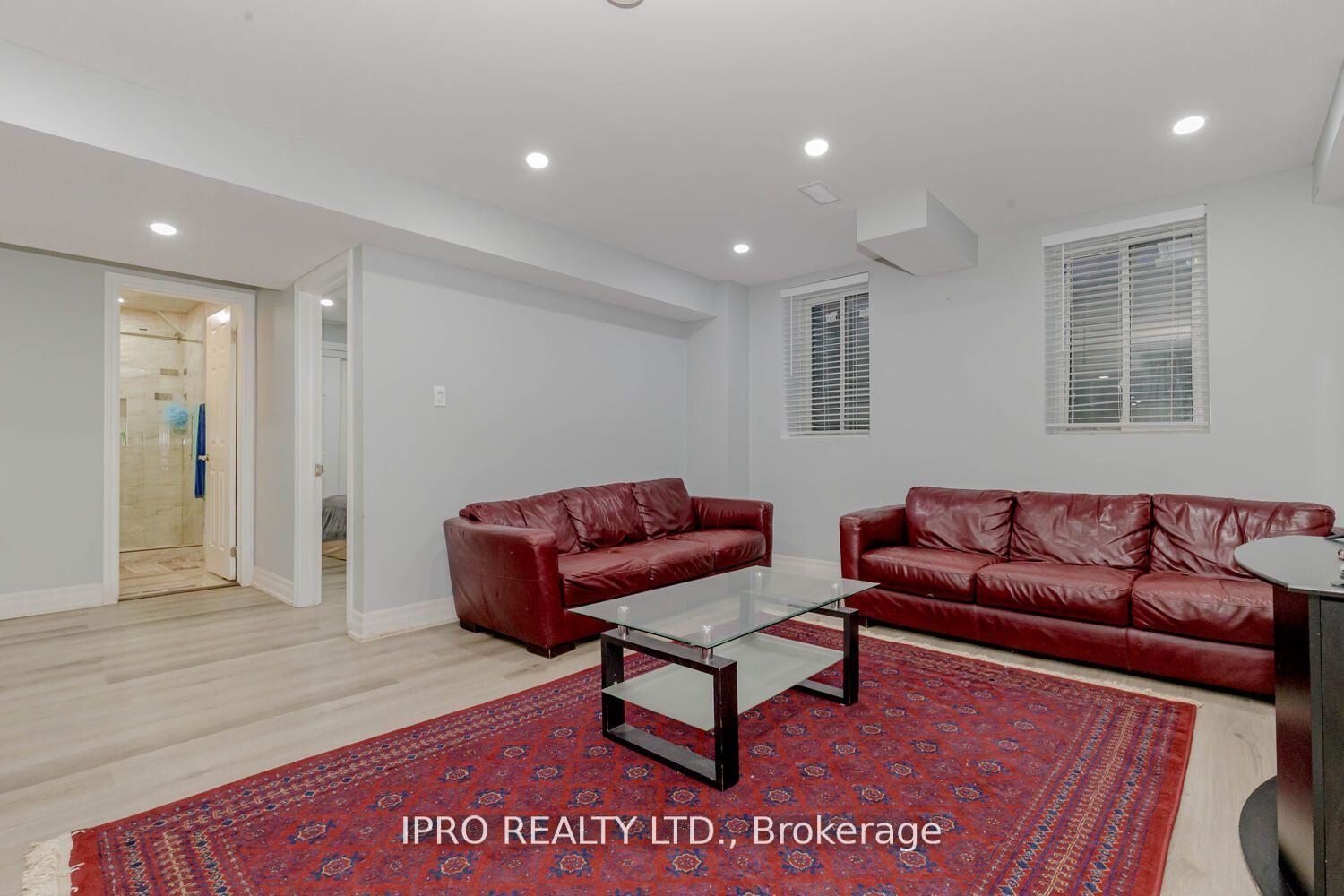 Photo 33 of 839 Whitlock Avenue, Milton, Cobban — HOMEH