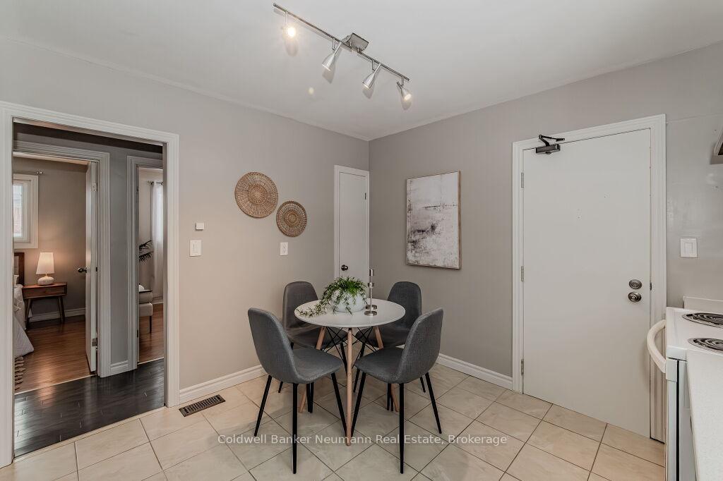 Photo 11 of 70 Freeman Avenue, Guelph, Riverside Park — HOMEH
