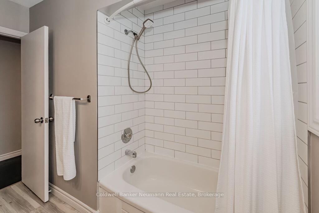 Photo 21 of 70 Freeman Avenue, Guelph, Riverside Park — HOMEH