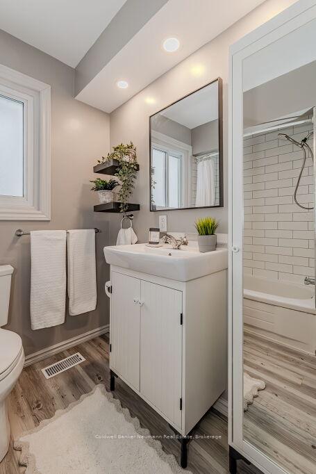 Photo 22 of 70 Freeman Avenue, Guelph, Riverside Park — HOMEH